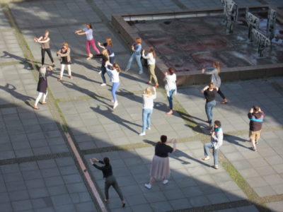 Paparazzi an der Logopädieschule!? oder Der frühe Vogel…